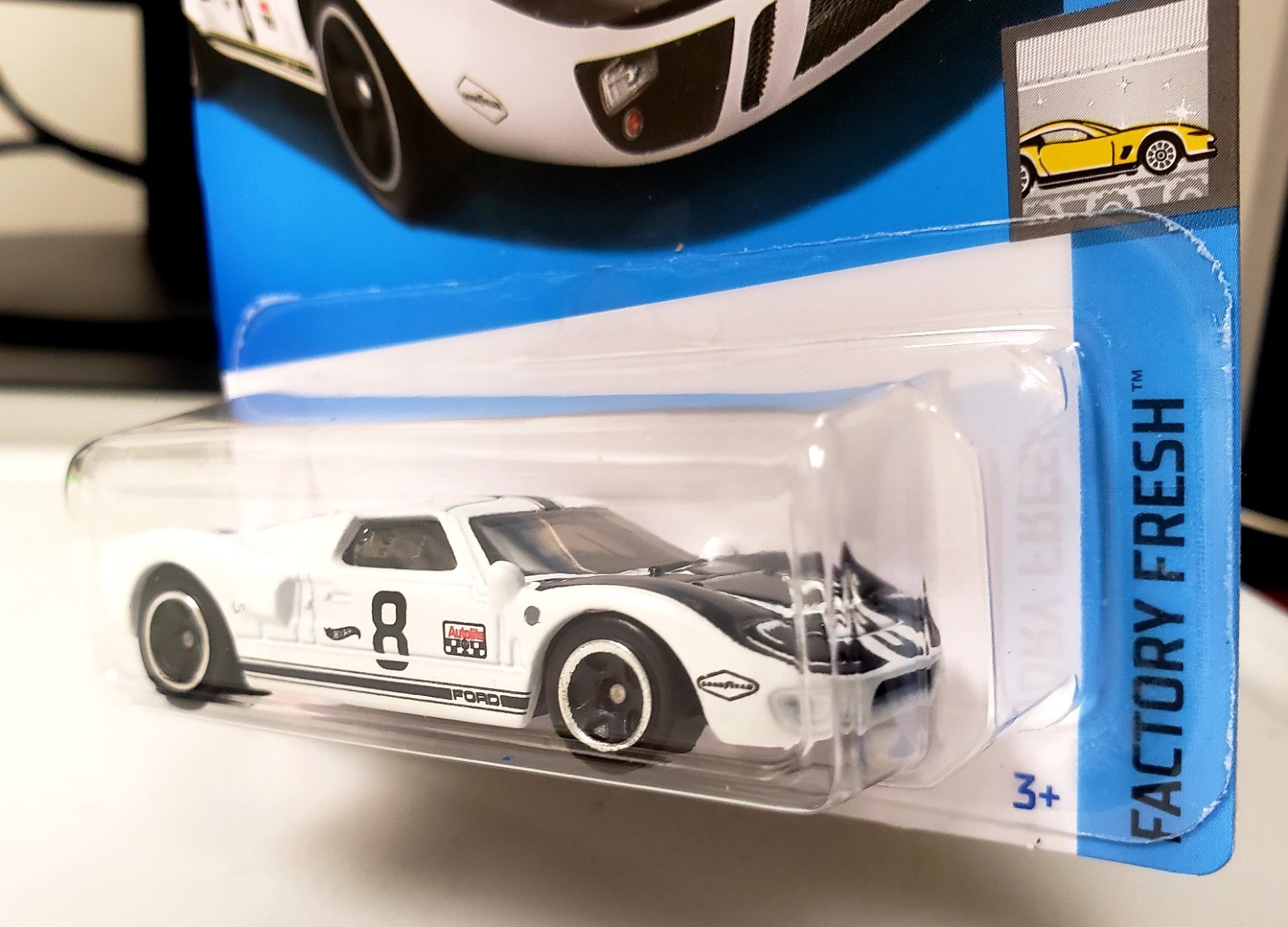 2024 Hot Wheels White Ford GT40 12/250 Factory Fresh 2/10