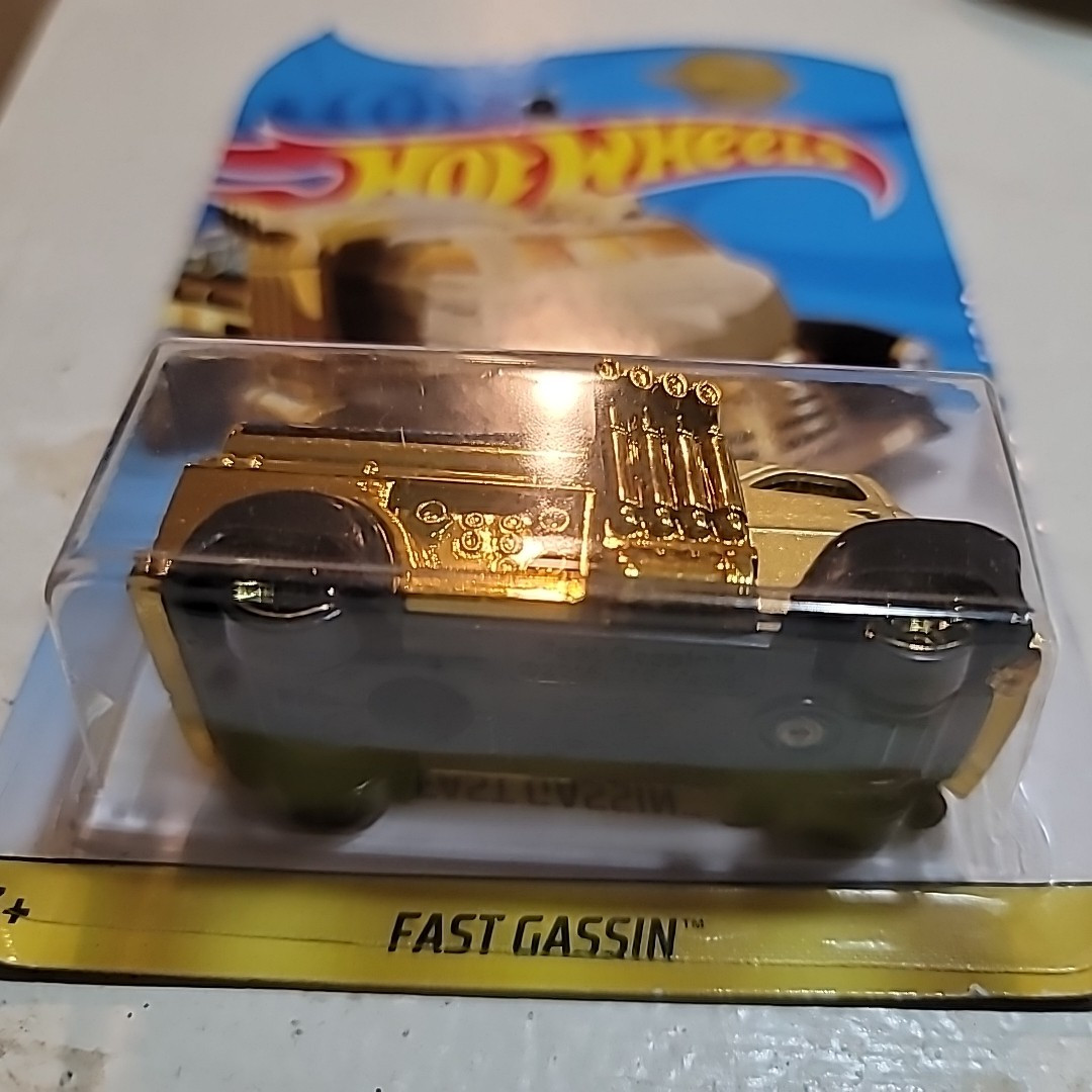 Hot Wheels Meijer Exclusive (2019) Gold Fast Gassin Toy Truck