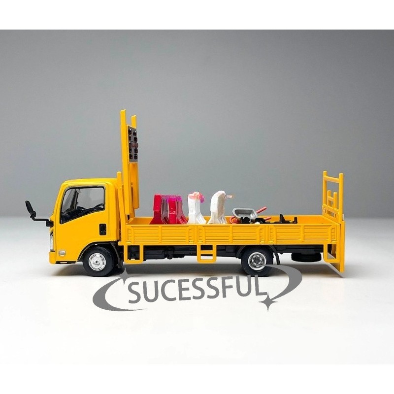 DBGT DBGT64ELF 1/64 Yellow Isuzu ELF Road Construction Truck Metal Diecast Model