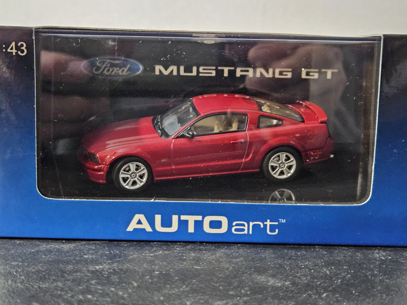 AUTOart 1:43 SCALE 2005 FORD MUSTANG GT COUPE IN RED. AUTO SHOW VERSION. NEW!