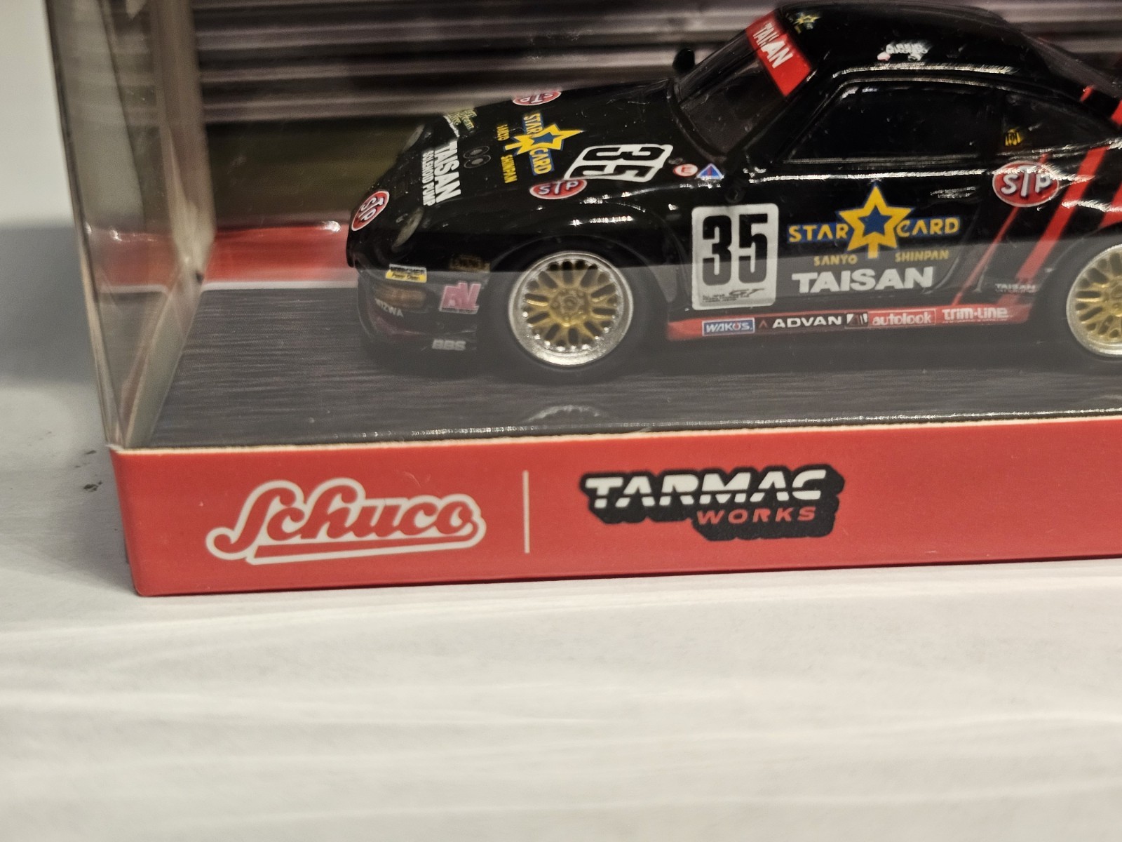 Tarmac Works 1:64 911 (993) GT2 JGTC Taisan Starcard #35 Diecast Model Car