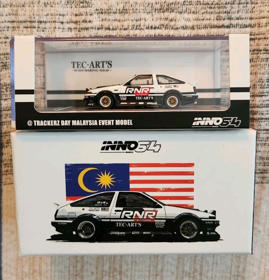 INNO64 1:64 Toyota Sprinter Trueno AE86 Trackerdz Day Malaysia Event Exclusive