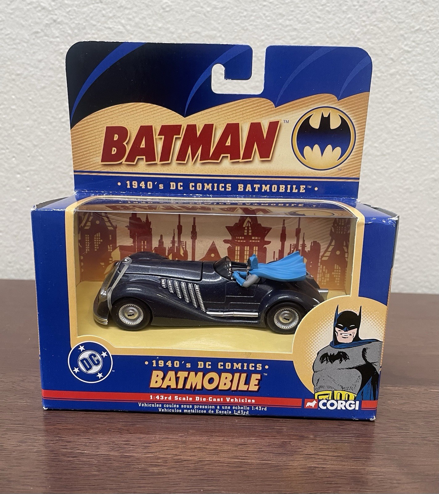 Batman 1940’s DC Comics Batmobile Corgi 77317 1:43 Scale Die-Cast Vehicle