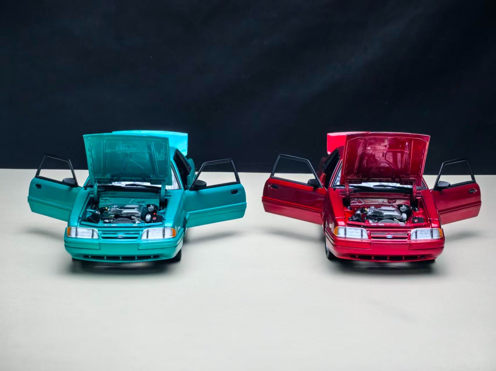 GMP 1:18 1993 Ford Mustang LX 5.0 2 colors available;Available in 2 colors