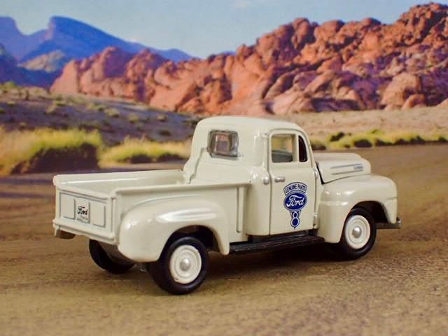 1950 Ford F-1 239ci Flathead V8 Parts Runner Truck 1/64 Scale Limited Edition F