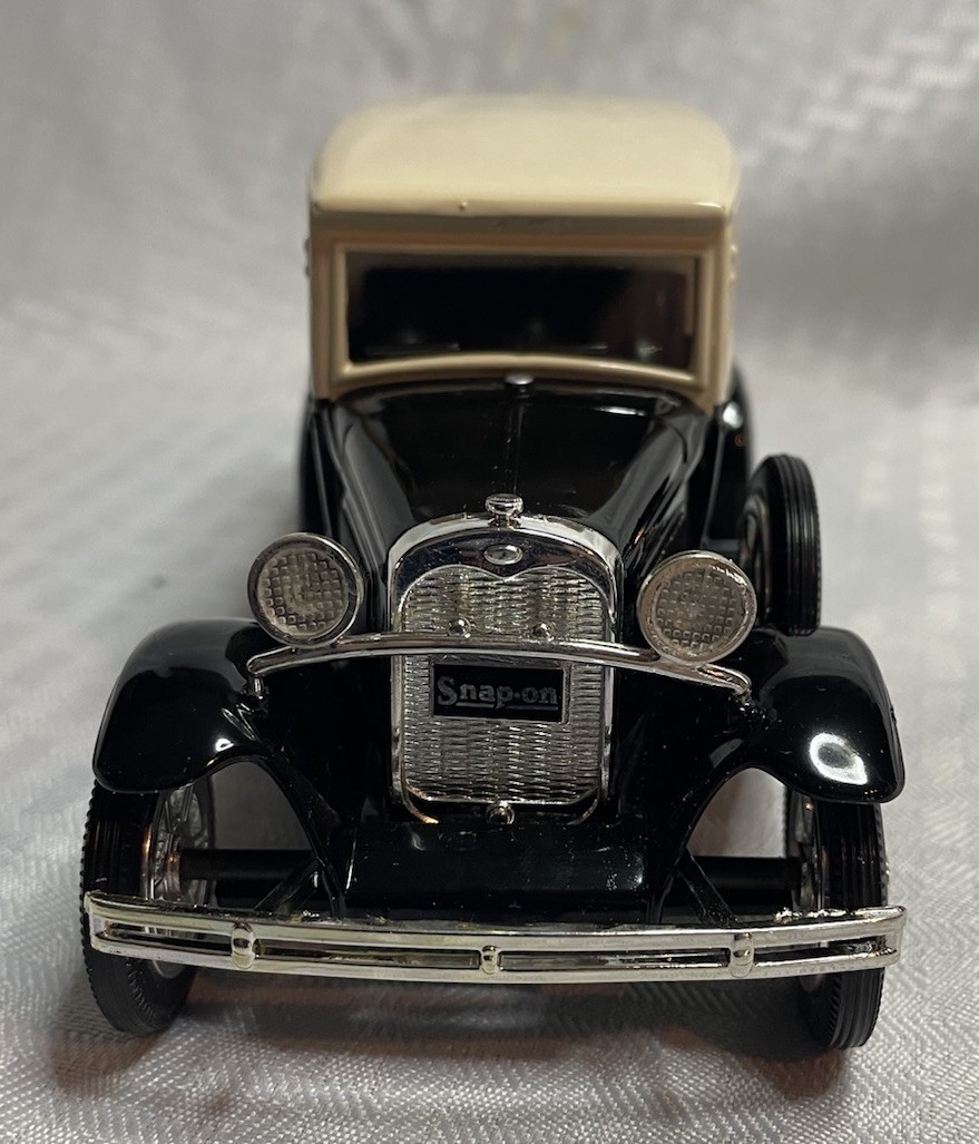Snap On 1929 Ford Model A Delivery Van Locking Coin Bank Diecast New