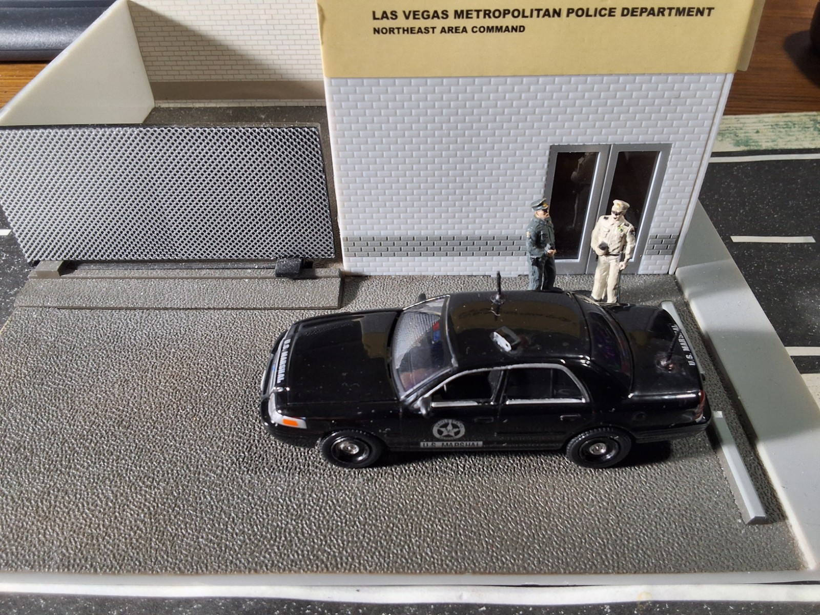 Greenlight Police Ford Crown U.S.MARSHAL SLICK TOP plate reader Custom unit!