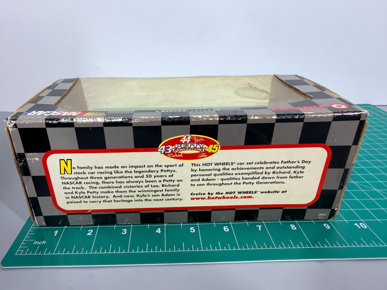 Hot wheels Pro Racing Kyle Richard Adam Petty Generations Car 43 44 45 1:64 Box