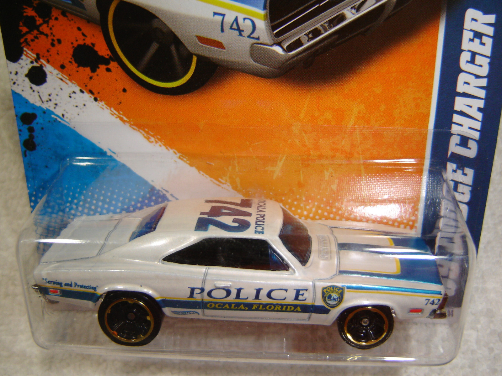 2011 Hot Wheels HW Main Street 6/10 ‘69 Dodge Charger Police Ocala,Florida