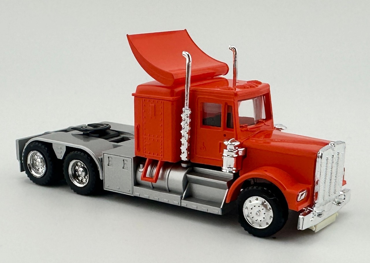 HO 1:87 Promotex 25244 Kenworth W900 w/Aero SC tractor – REDDISH ORANGE