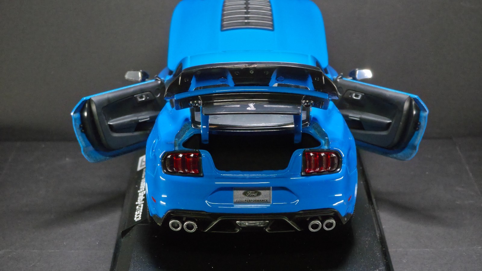 2020 Ford Mustang Shelby GT500 Maisto 1:18 Exclusive Style Special