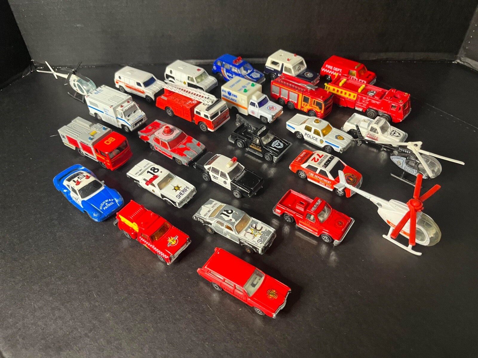 (26) UNBRANDED DIE CAST LOT POLICE / FIRE / RESCUE AMBULANCE CONDITION VARIES