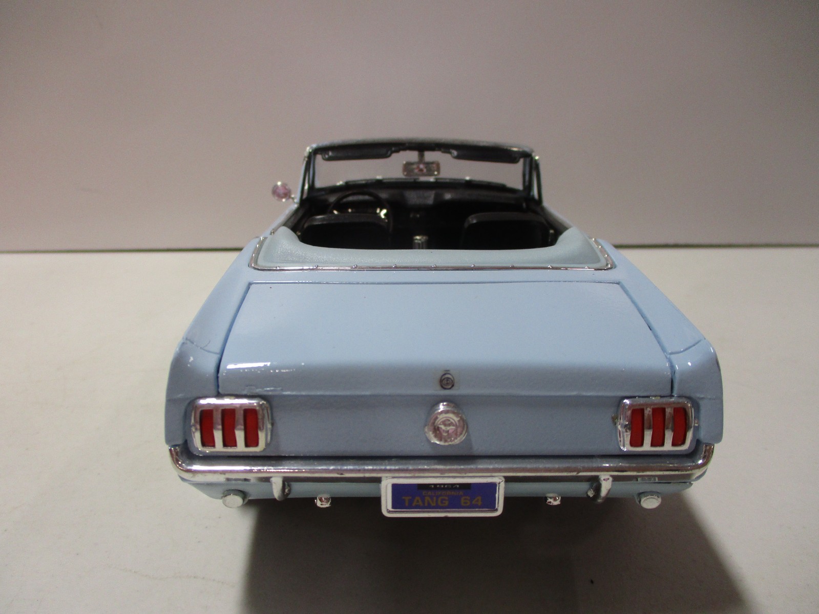 Mira Golden Line 1964 1/2 Ford Mustang 1/18