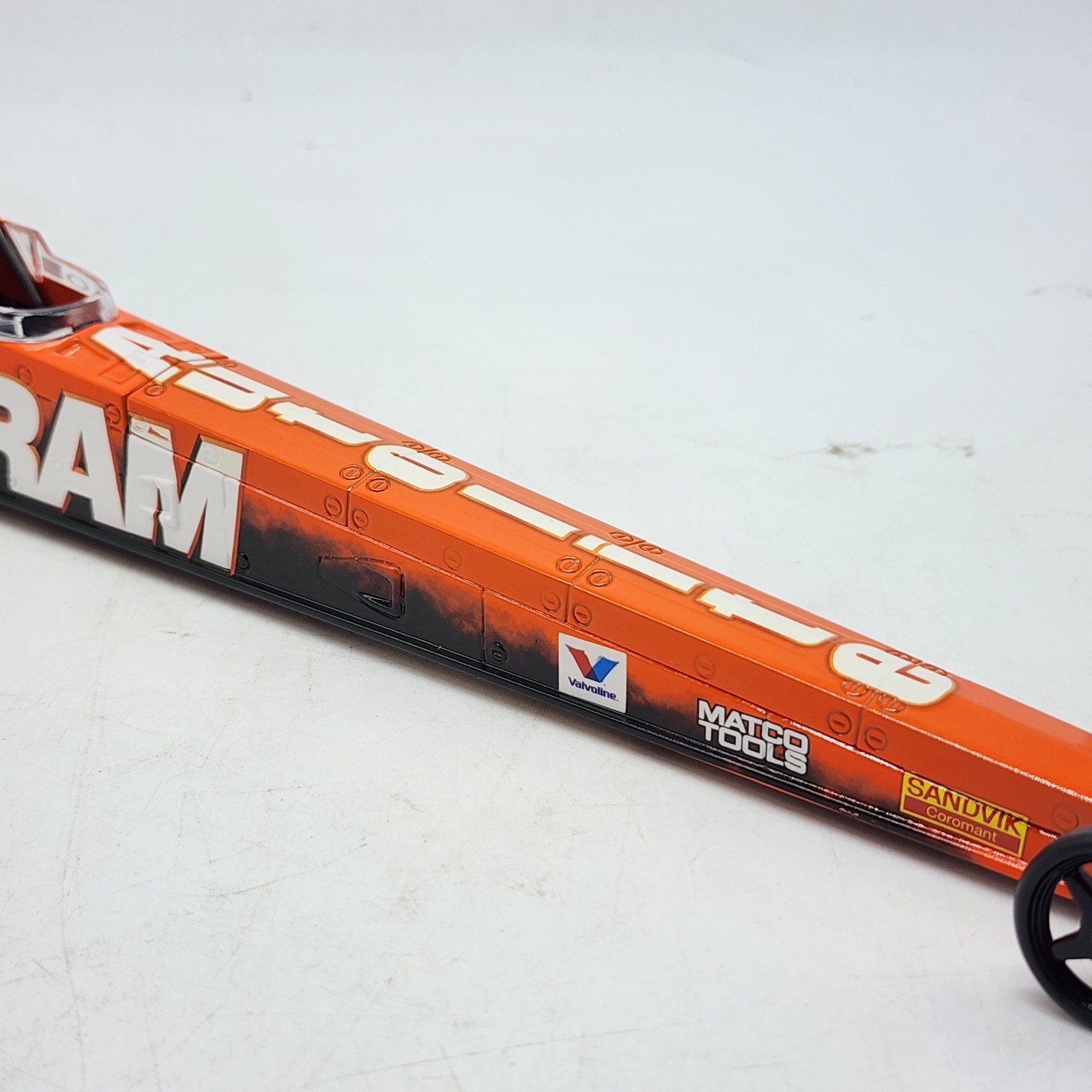 22D Auto World 1:24 NHRA Top Fuel Dragster FRAM Spencer Massey 2012 Diecast