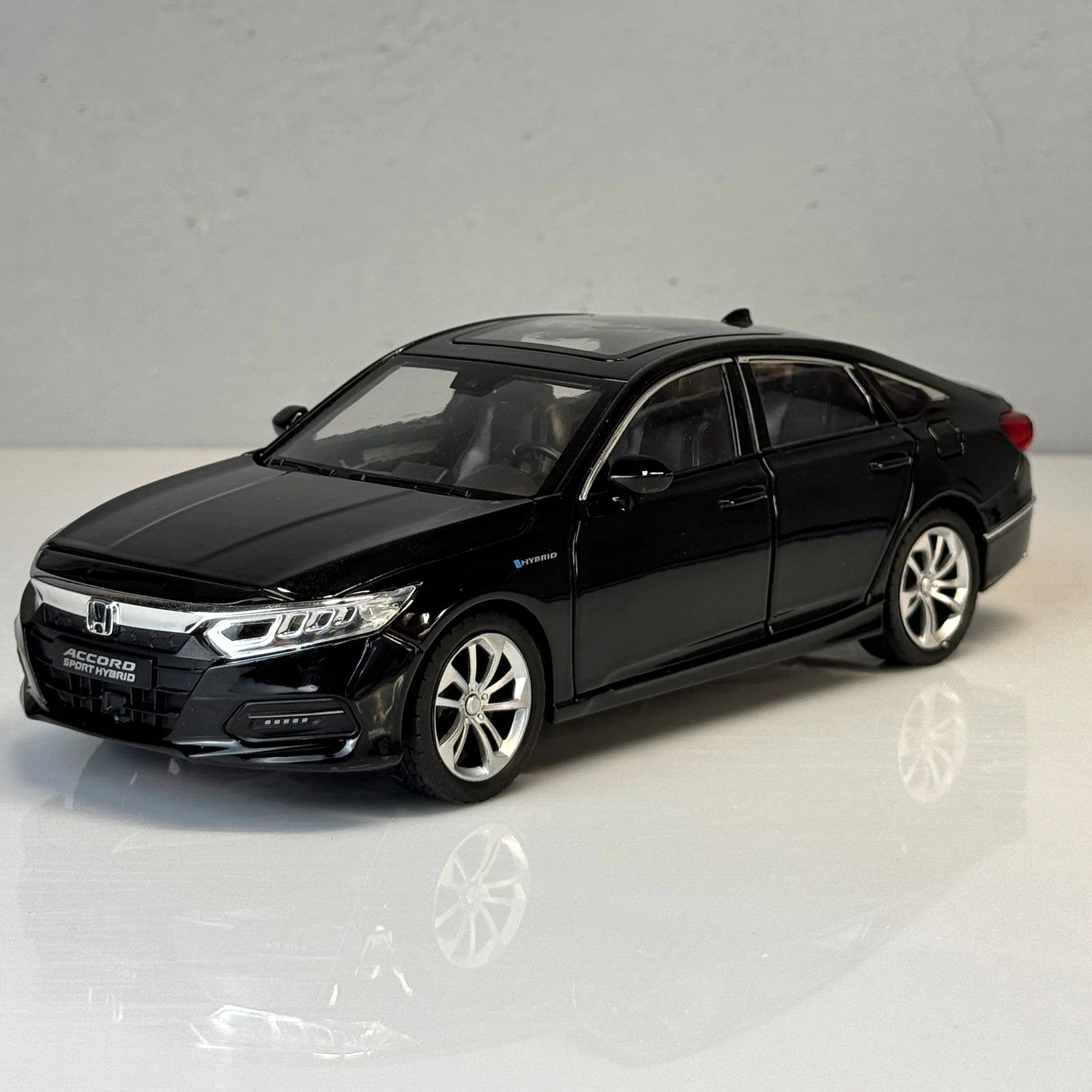 1:24 HONDA Accord Japanese Car Alloy Diecast Sound/Light Car Model Kids GIFT NEW