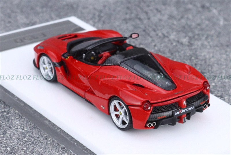 1:64 Street Buster Ferrari LaFerrari F150 Supercar Red convertible LTD 999PCS