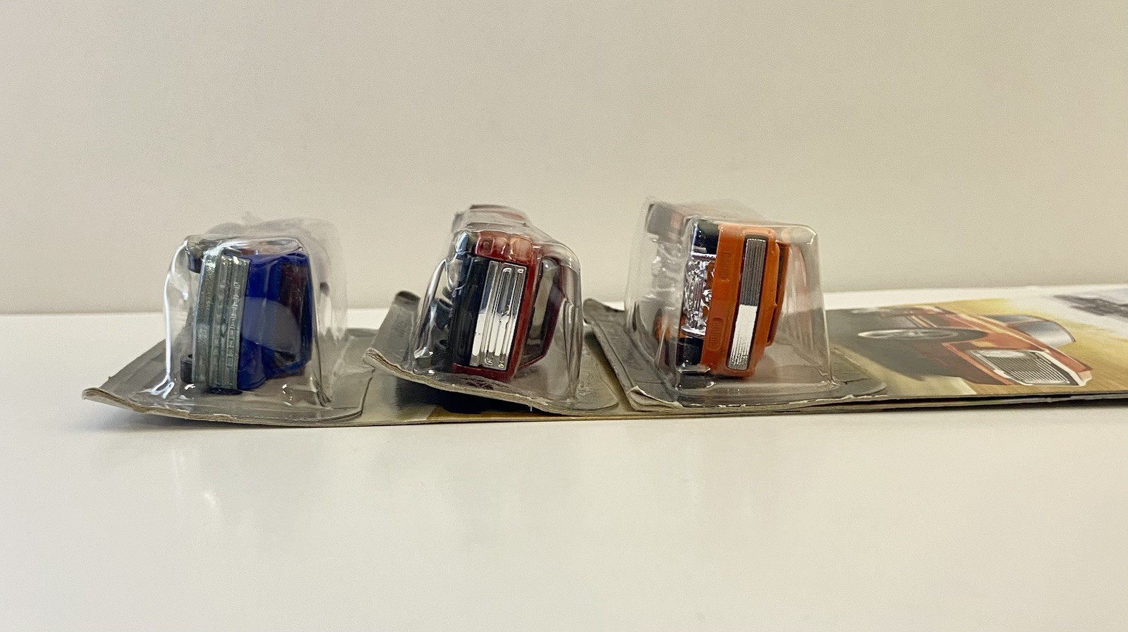 Hot Wheels 100 Years Chevy Trucks Lot Of 3- Chevy 1500 Silverado ‘69 C10