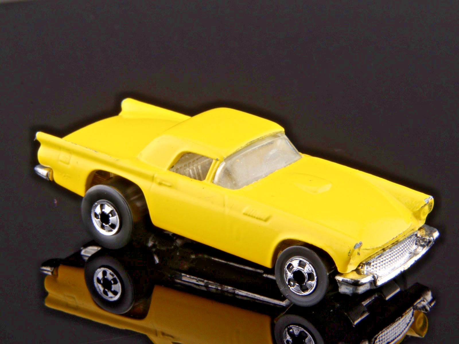 1977 Hot Wheels 5-Pack Exclusive ~ 1957 FORD T-BIRD ~ Blackwall Diecast Yellow