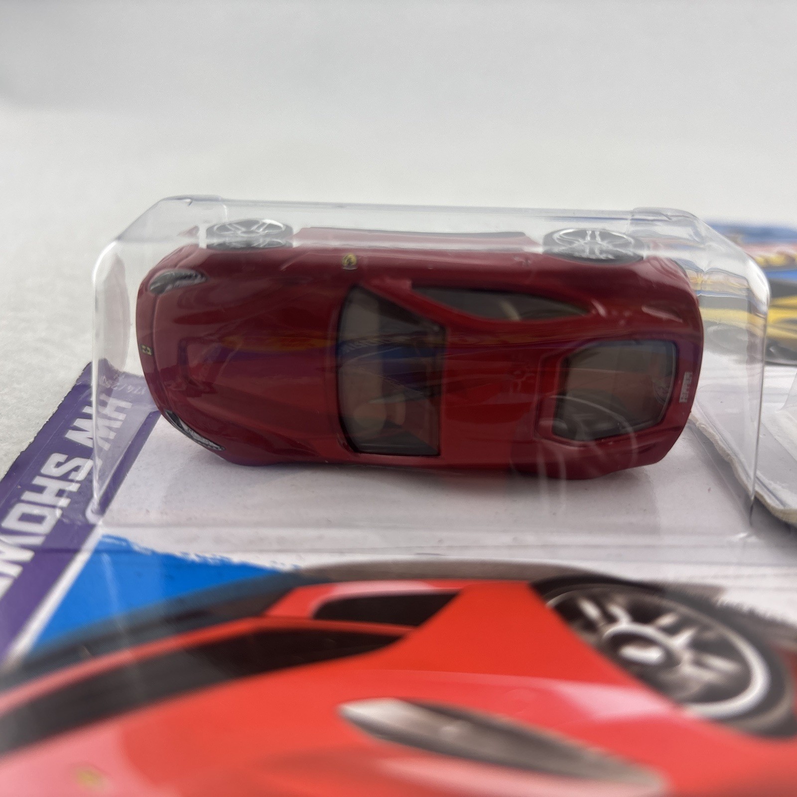 Hot Wheels Enzo Ferrari (Yellow) & F12berlinetta (Red) – HW Showroom Series 2013