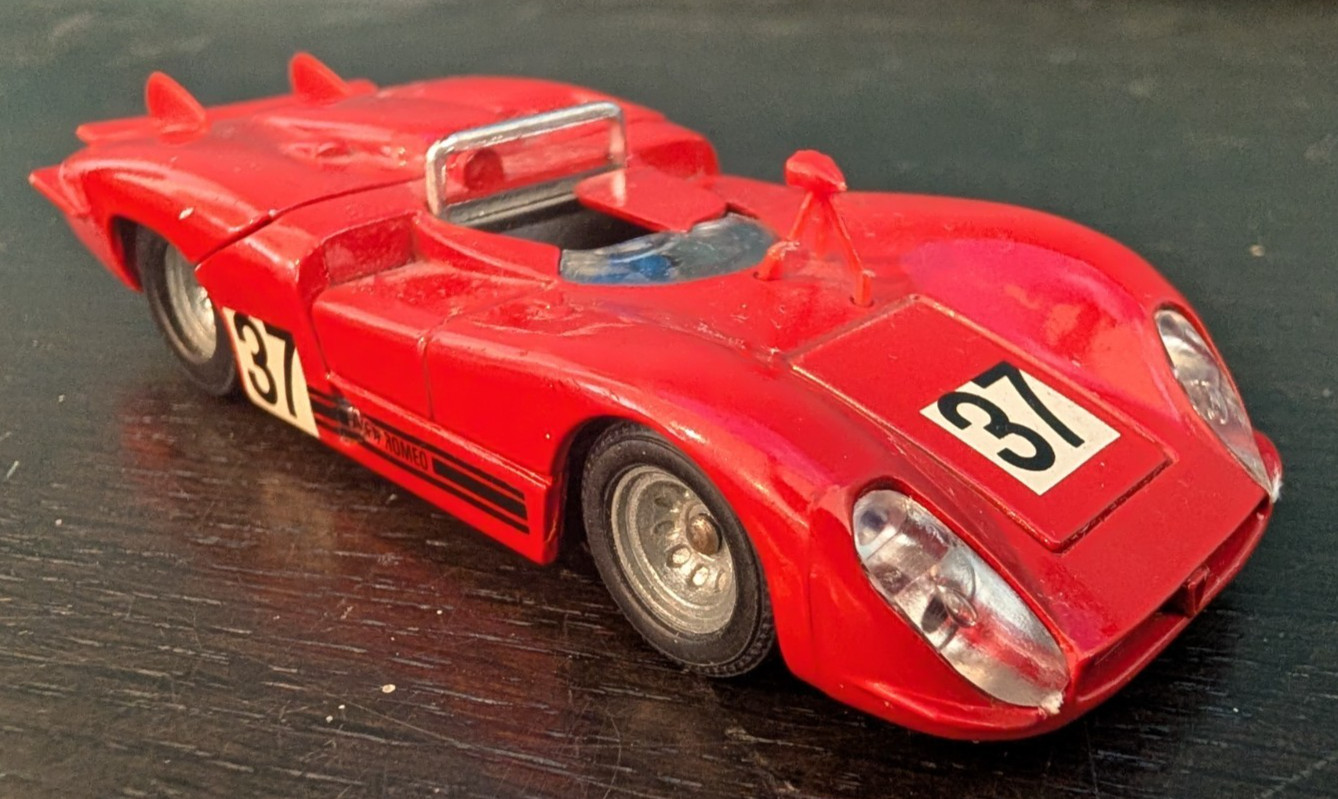 SOLIDO 1/43 Alfa Romeo Long Tail 33-3 Red No Box Great condition