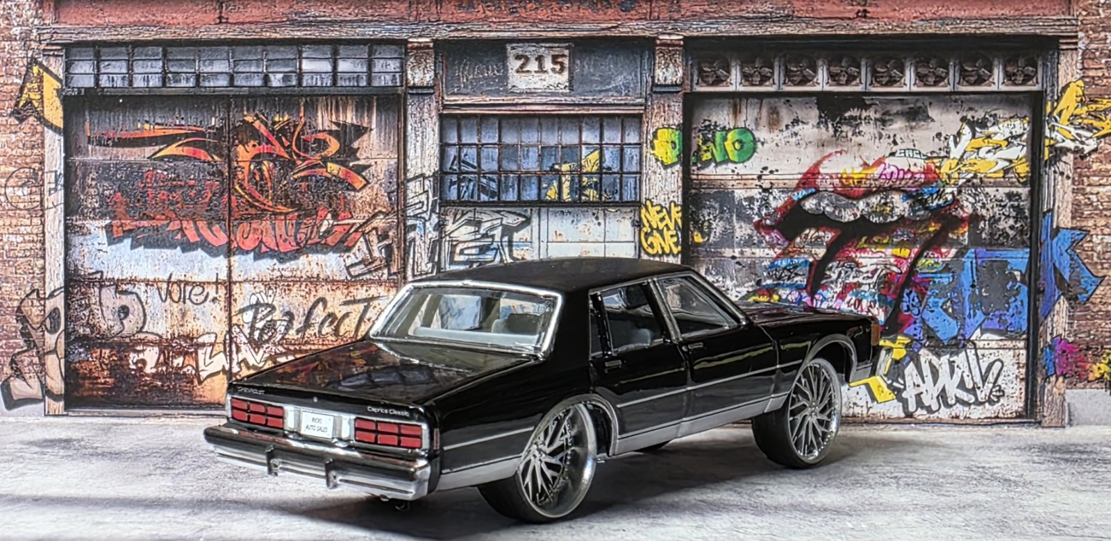 Greenlight 1988 Chevrolet Caprice 1/64 CUSTOM Box Chevy Frame/Wheels Swap On 28s