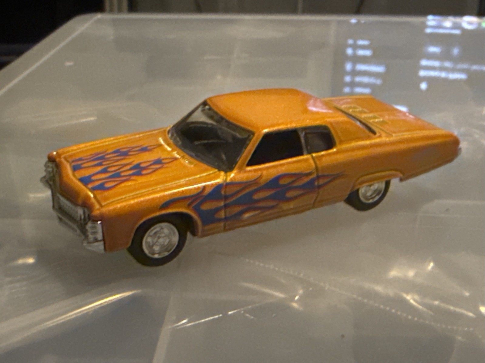 Motormax American Graffiti 1971 Chevy Impala 2-Door Yellow/Flames 1:64 Mint