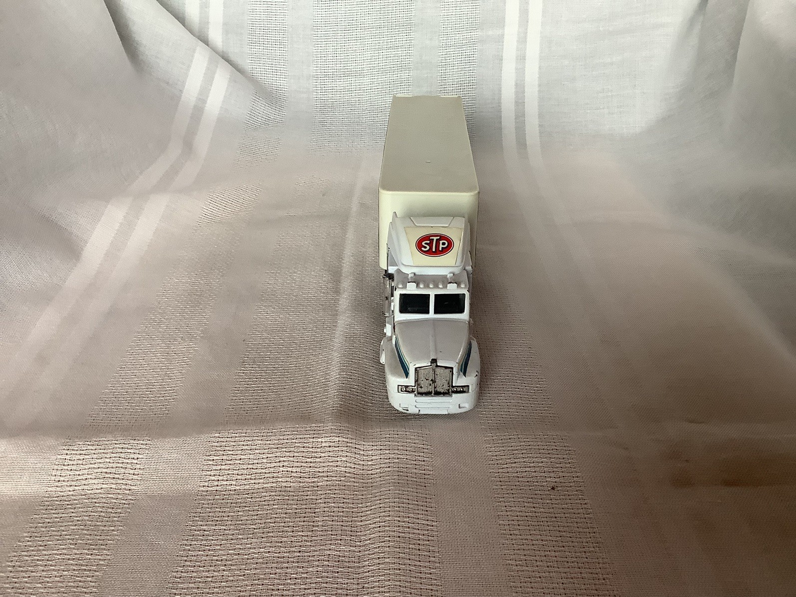 Racing Champions NASCAR Semi Truck Richard Petty STP Race Team Toy