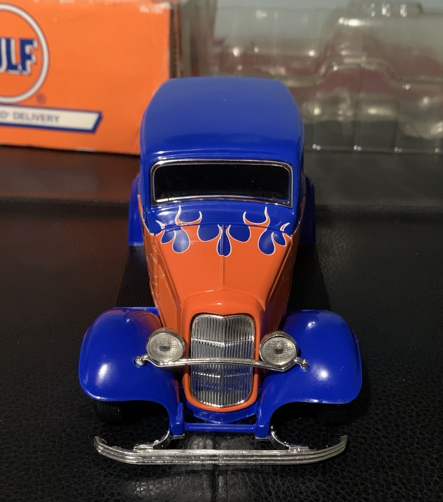 Gulf 1932 Ford Delivery Scale 1:25 Diecast Metal Limited Edition 2006.Damged Box