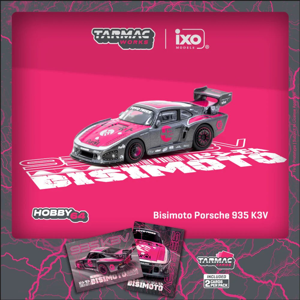 Tarmac Works Bisimoto Porsche 935 K3V with Trading Cards – Pink T64-079-K3V