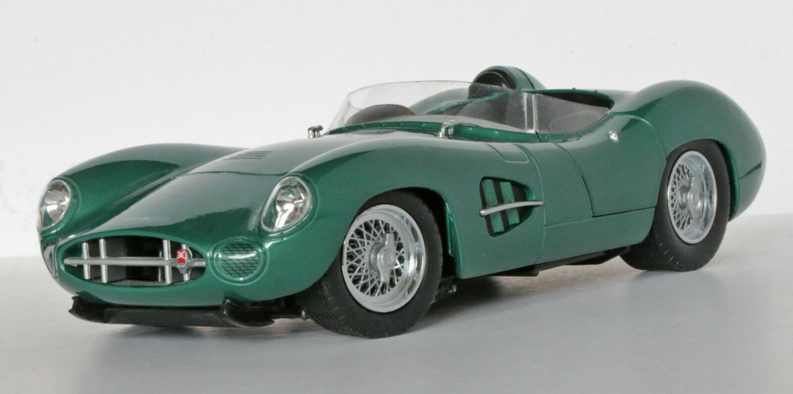 1:18 24 Le Mans Race Car 12 Racing Racer Carousel SLR Metal Diecast Model