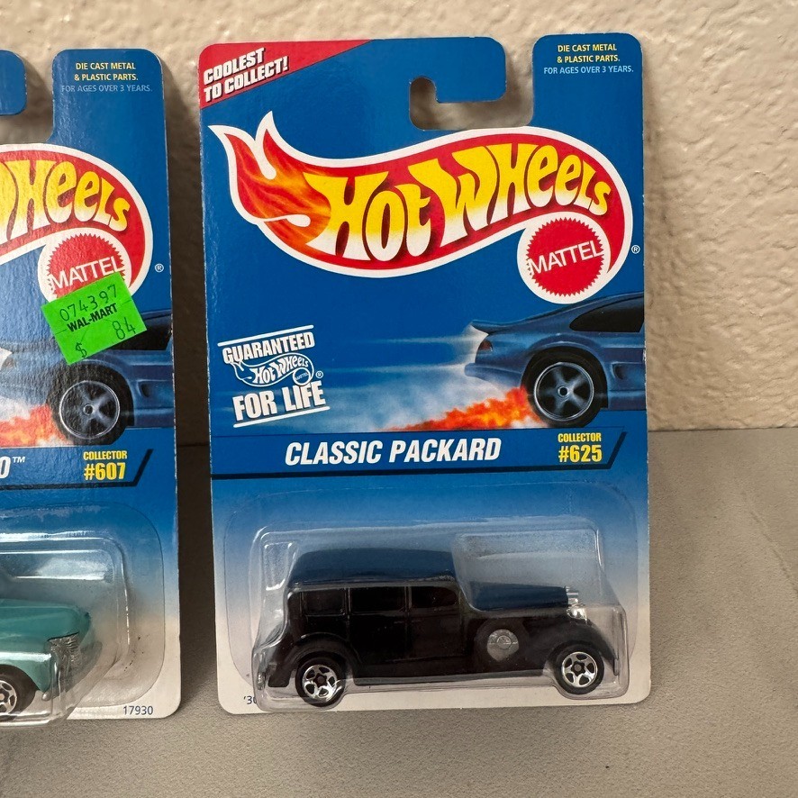 Hot Wheels Mainline 90’s & 00’s NIP 12 Lot Vintage Collectible Cars Variety Pack
