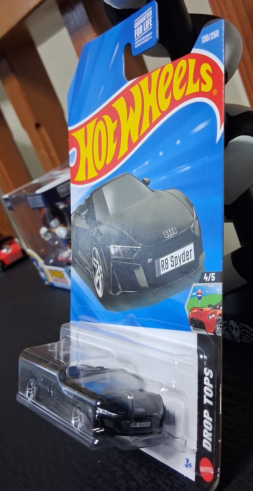 Hot Wheels 2026 Mainline Drop Tops 2019 Audi R8 Spyder Black