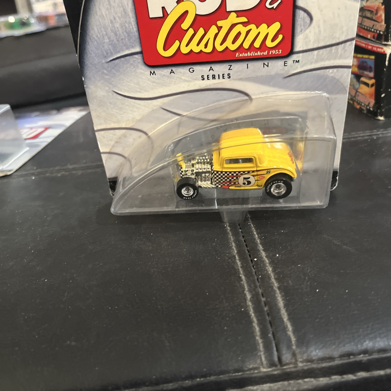 Hot Wheels ROD & Custom Magazine Series ’32 Ford #56567 Unopened