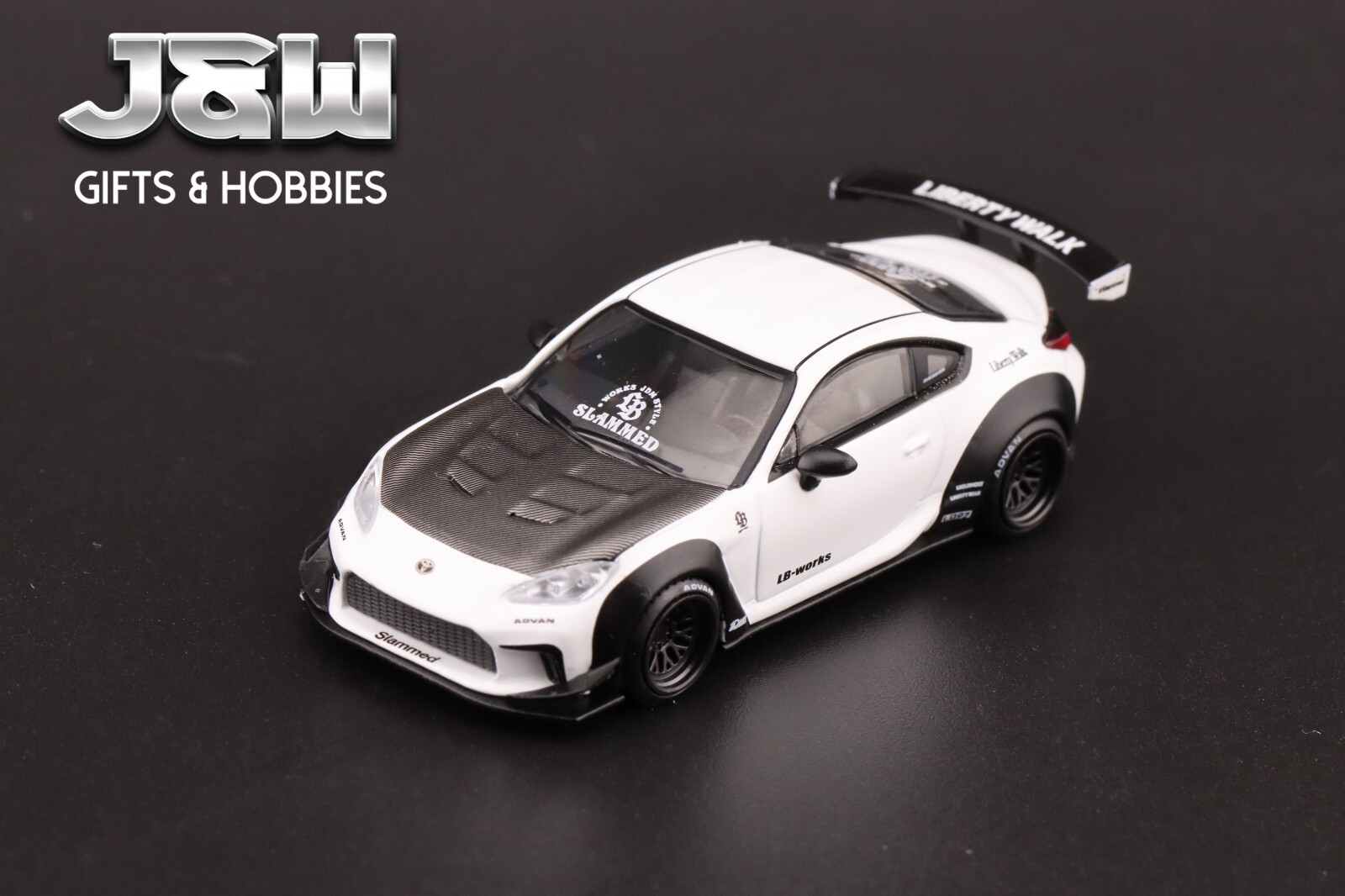 Mini GT Toyota GR86 LB Nation White #769 1/64