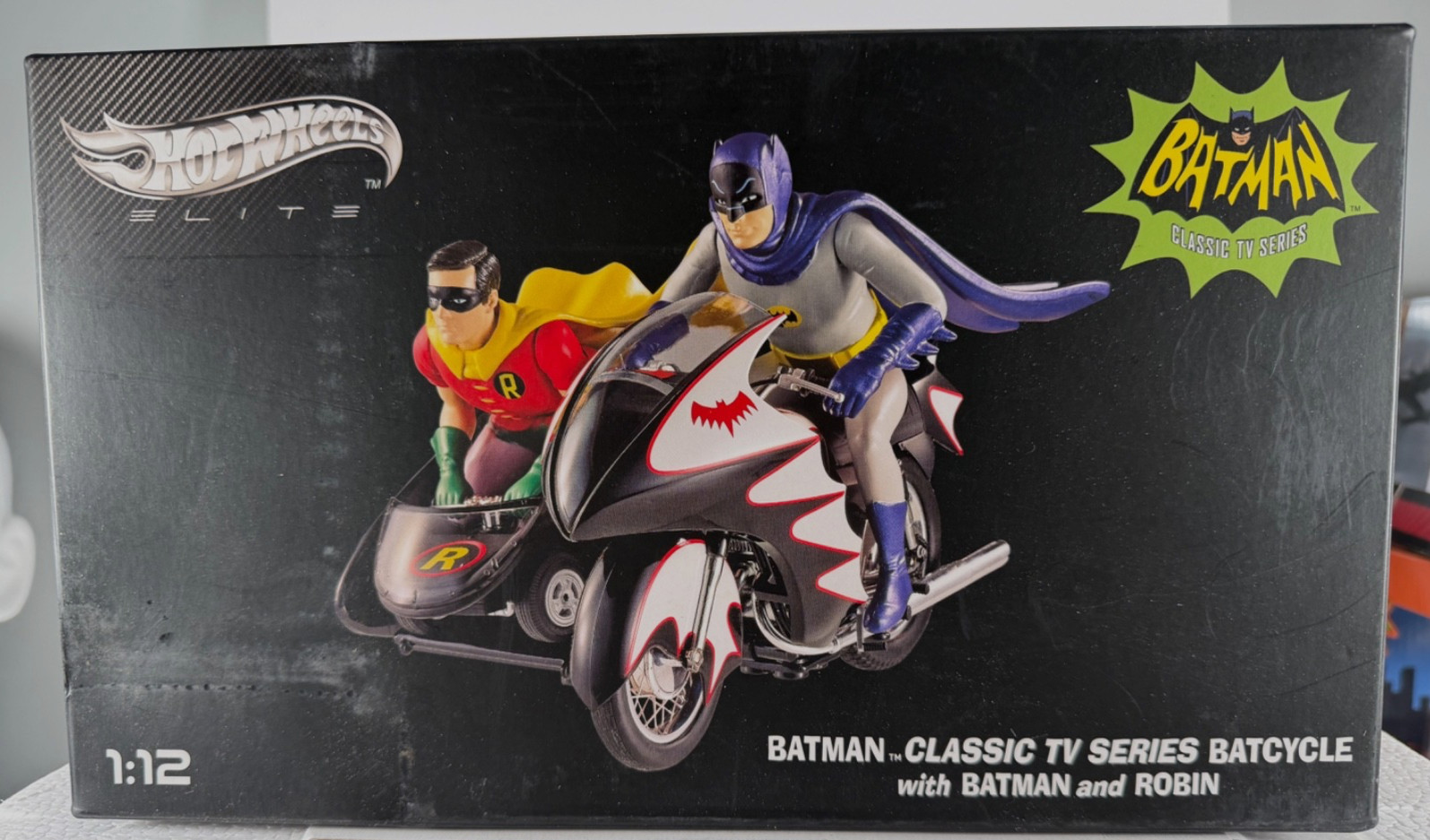 Hot Wheels Batman 1966 Batcycle w/Batman & Robin Diecast Elite 1:12 Unopened Box