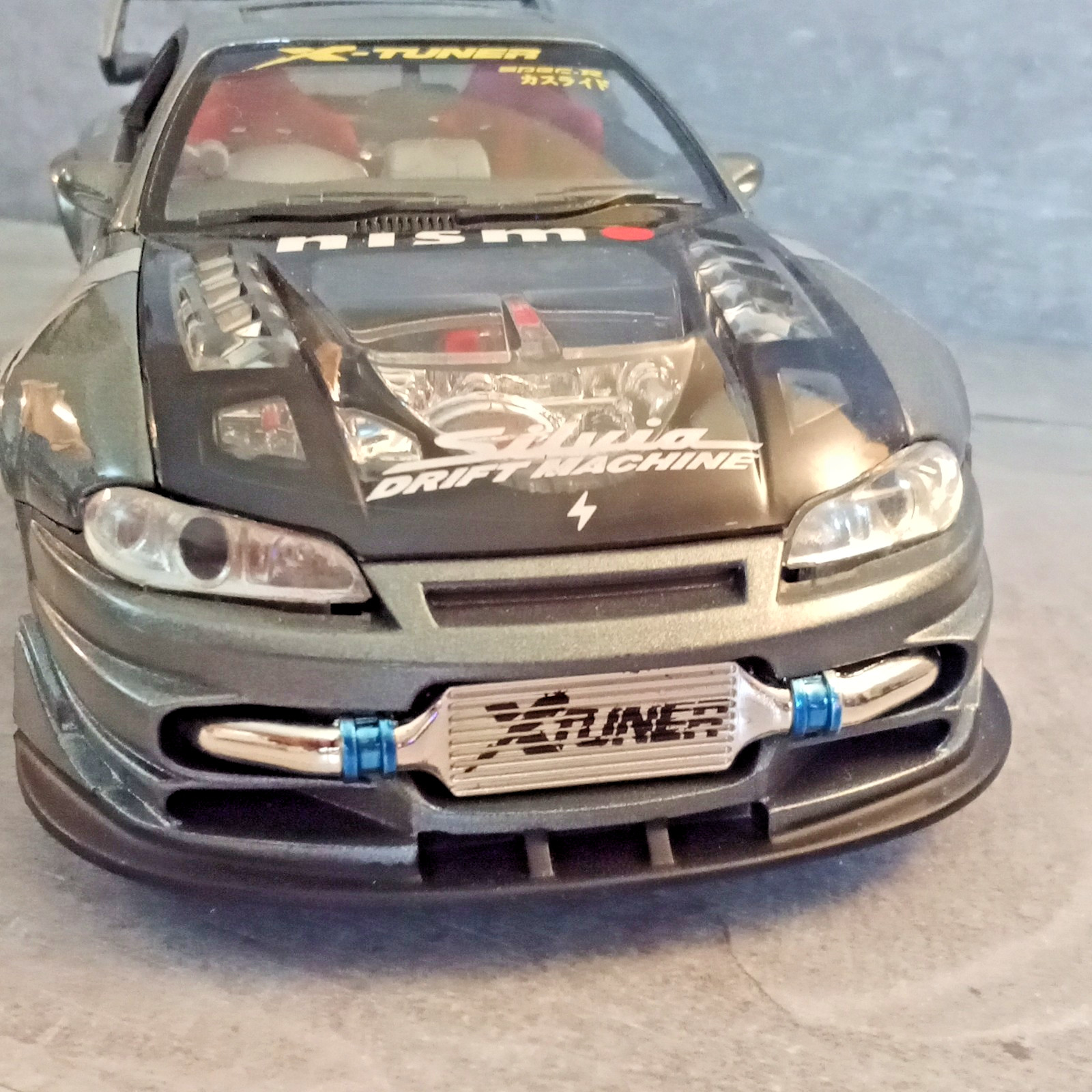 Nissan Silvia S15 1:24 Silver Hard Top w/ Sunroof & Lights Diecast Boley Xtuner