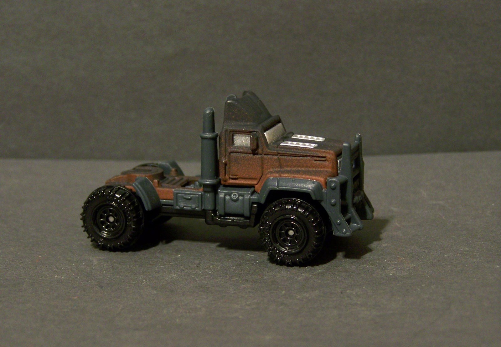 Custom HotWheels and package of War Boy Rig “Movie Metal” MAD MAX FURY ROAD