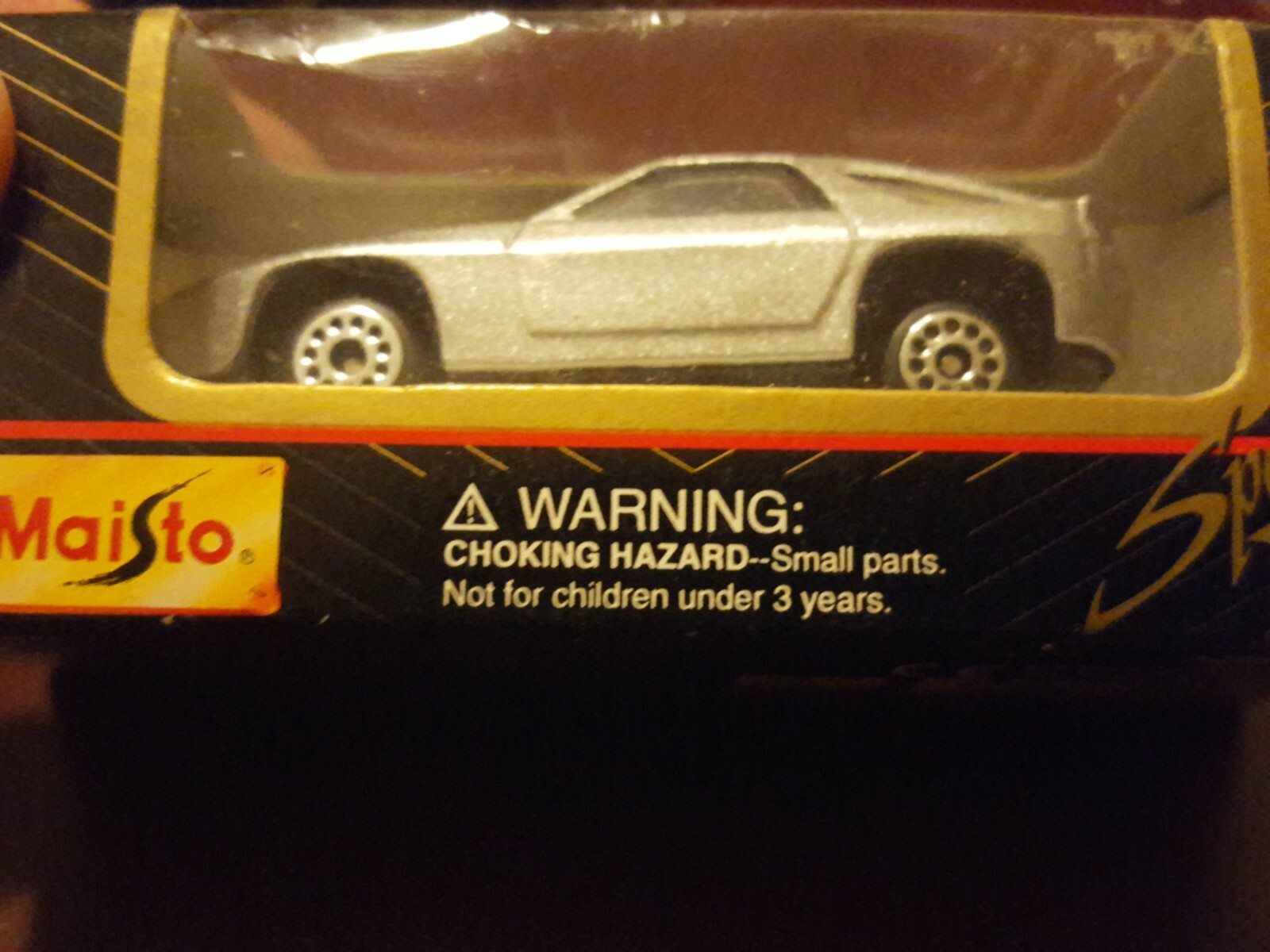 Maisto special edition diecast car silver