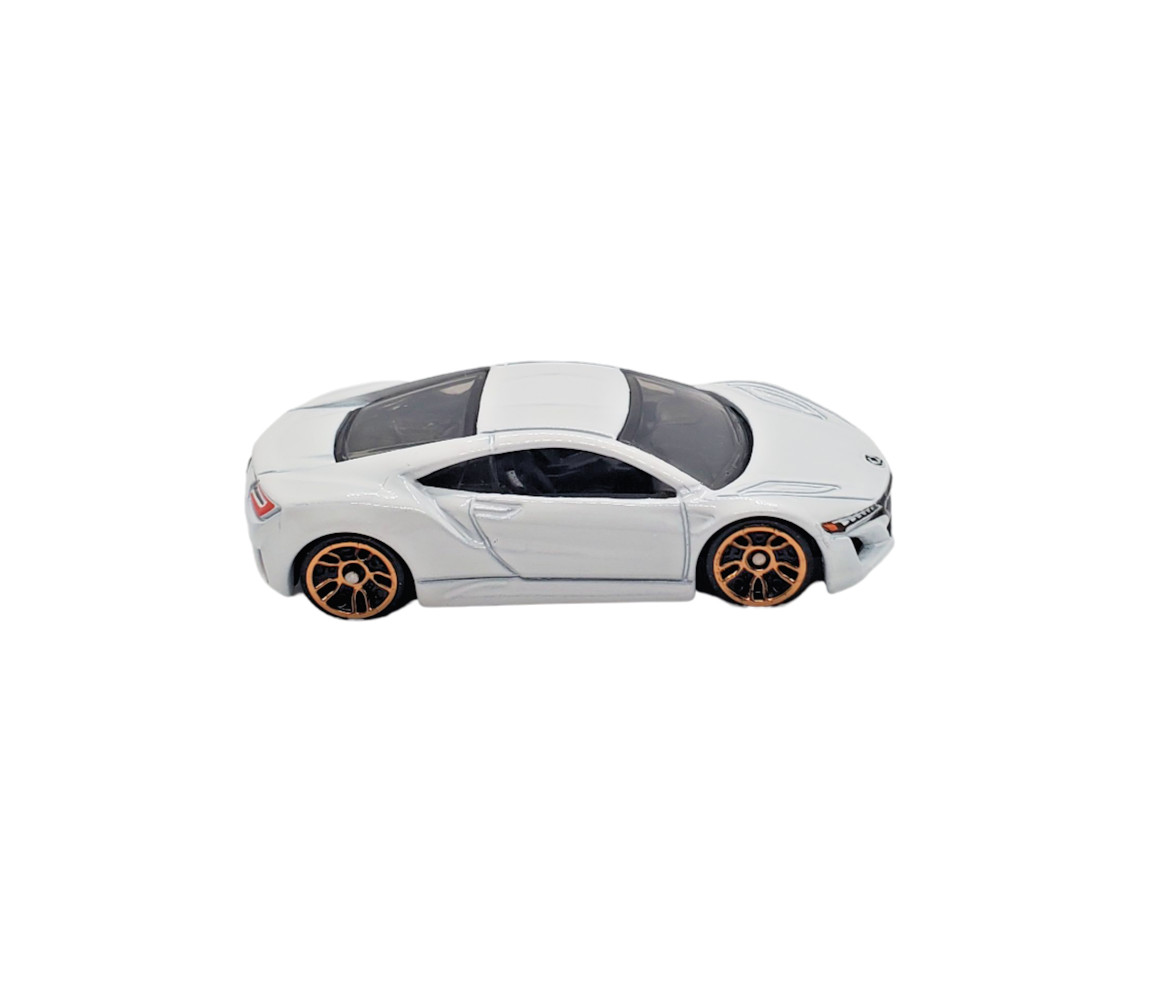 2024 Hot Wheels ’17 Acura NSX – White – HW Motor Show – Loose
