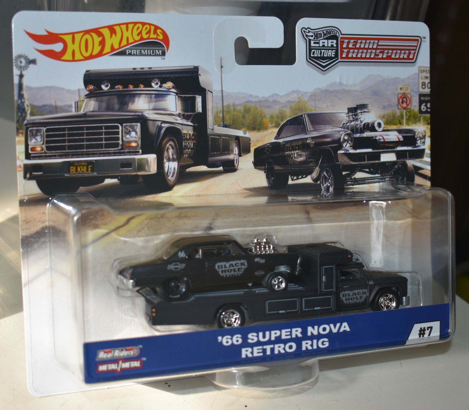 Hot Wheels Team Transport ’66 SUPER NOVA RETRO RIG # 7 NEW