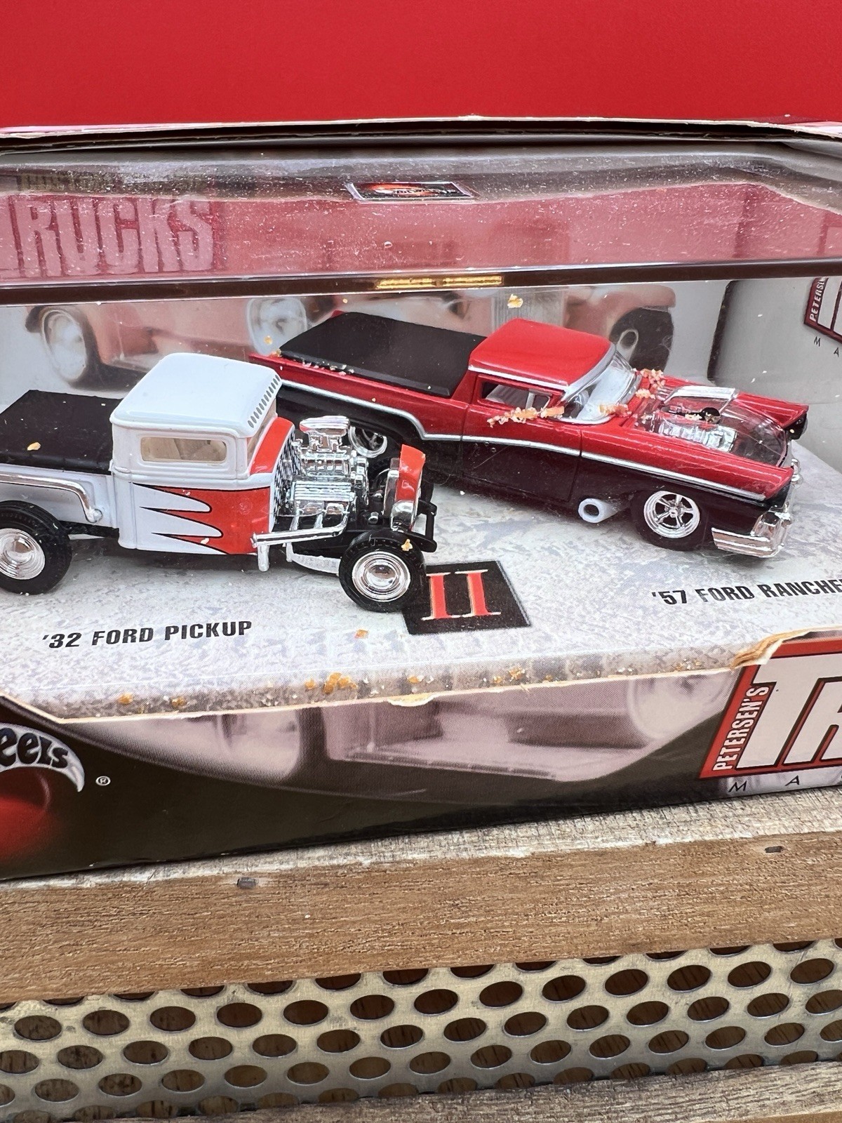 Hot Wheels Petersen’s Custom Classic Trucks ’32 Ford Pickup & ’57 Ranchero 🛞🛞