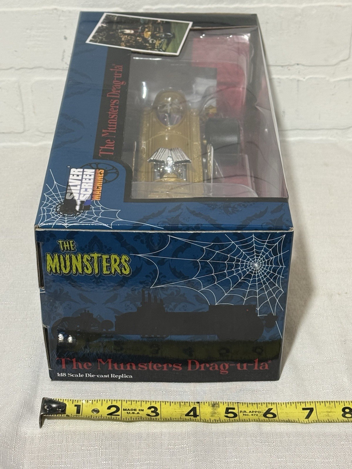 1/18 Auto World Dragula Munsters 1 of 300 SIGNED Butch Patrick Silver Screen