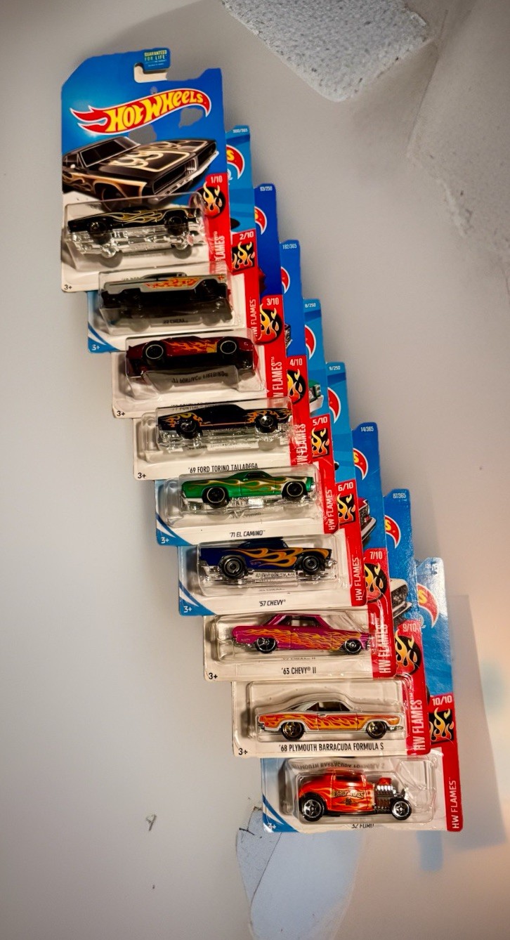 Hot Wheels HW Flames lot of 9 Cars. 2017-2019 Collection Missing #8 Of 10 NIP