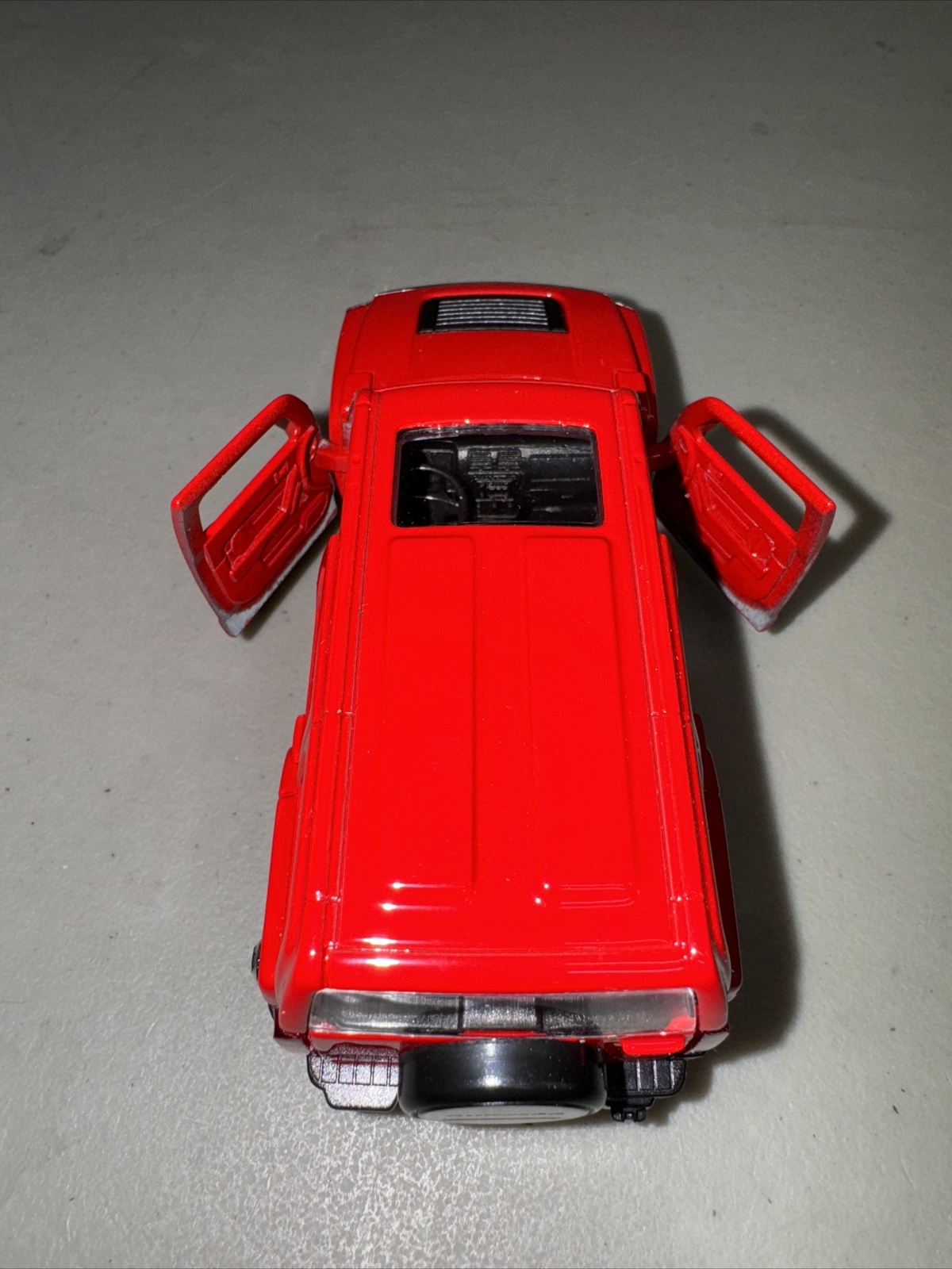 Welly Hummer H3 Die Cast Car 43629 Licensed 4 1/2 Inches Pullback Red New