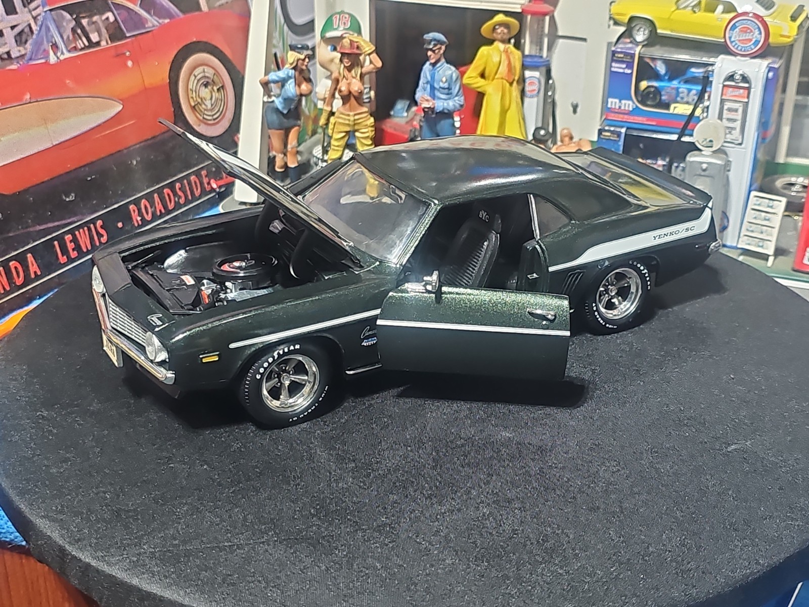 VINTAGE ERTL SUPERCAR YENKO 427 CAMARO SYC Fathom Green Limited Edition