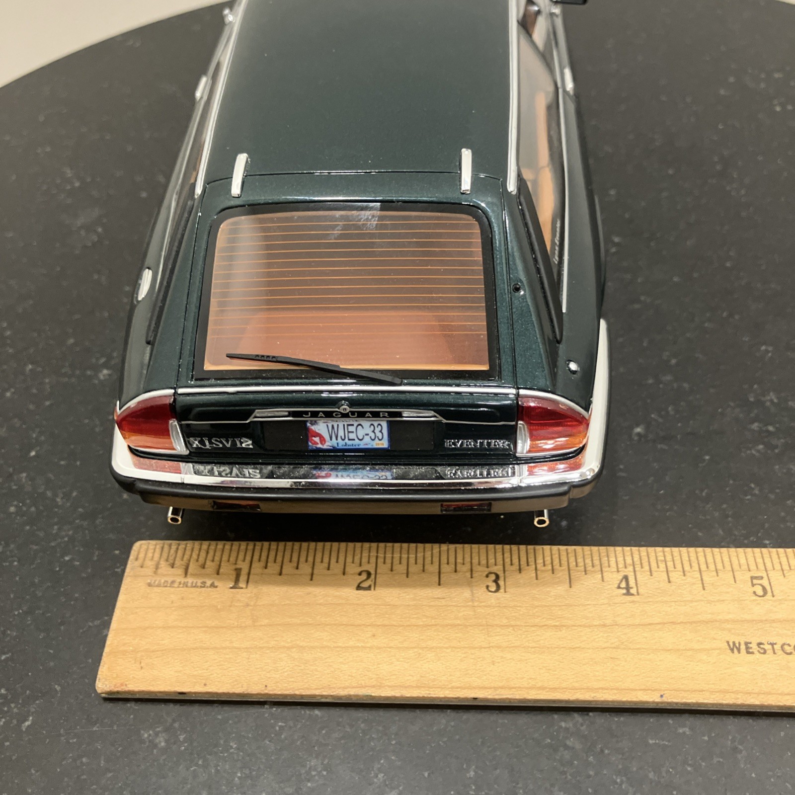 1:18 Scale GT Spirit 1983 Jaguar XJS Lynx Eventer Green