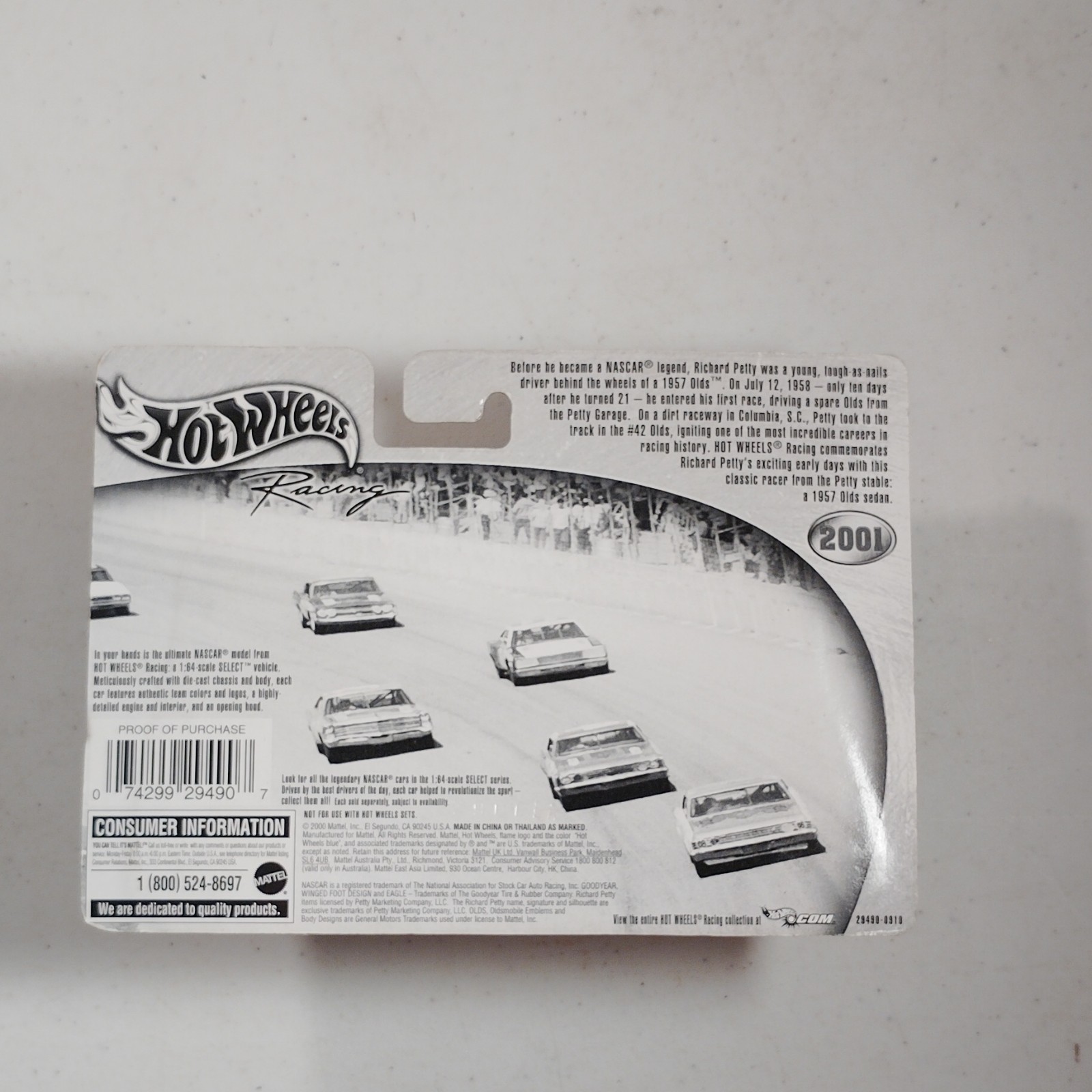 Hot Wheels Racing Select Richard Petty #43 1957 Olds Sedan 1:64 Diecast