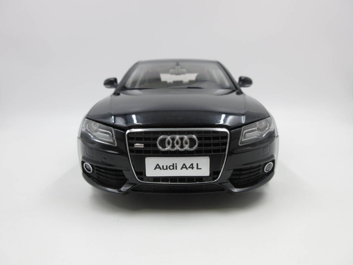 1/18 Audi 4th generation A4 Sedan B8 Dealer special mini car Black