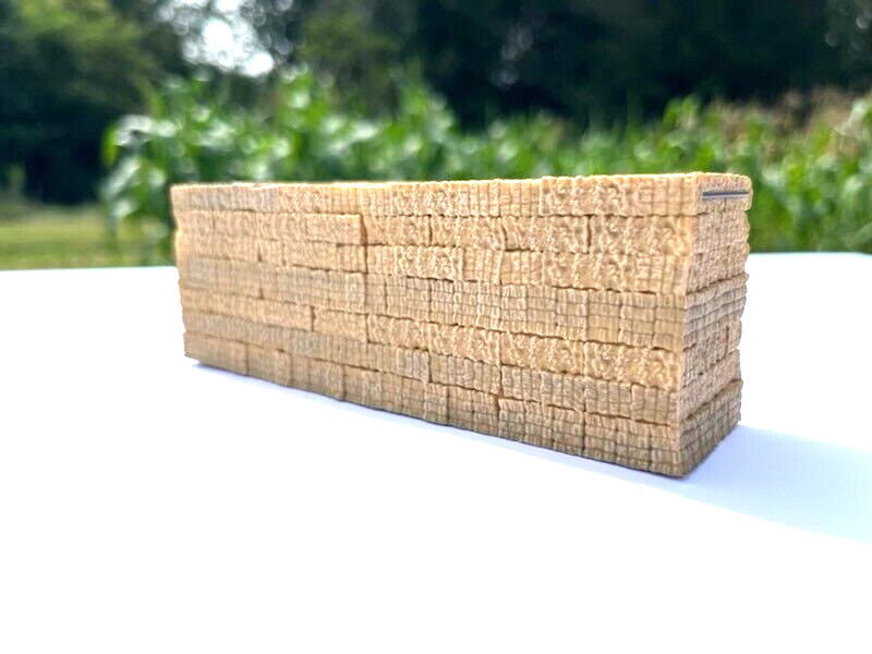 1 DCP / FIRST GEAR 1/64 SCALE RESIN HAY LOAD (HO train loads)