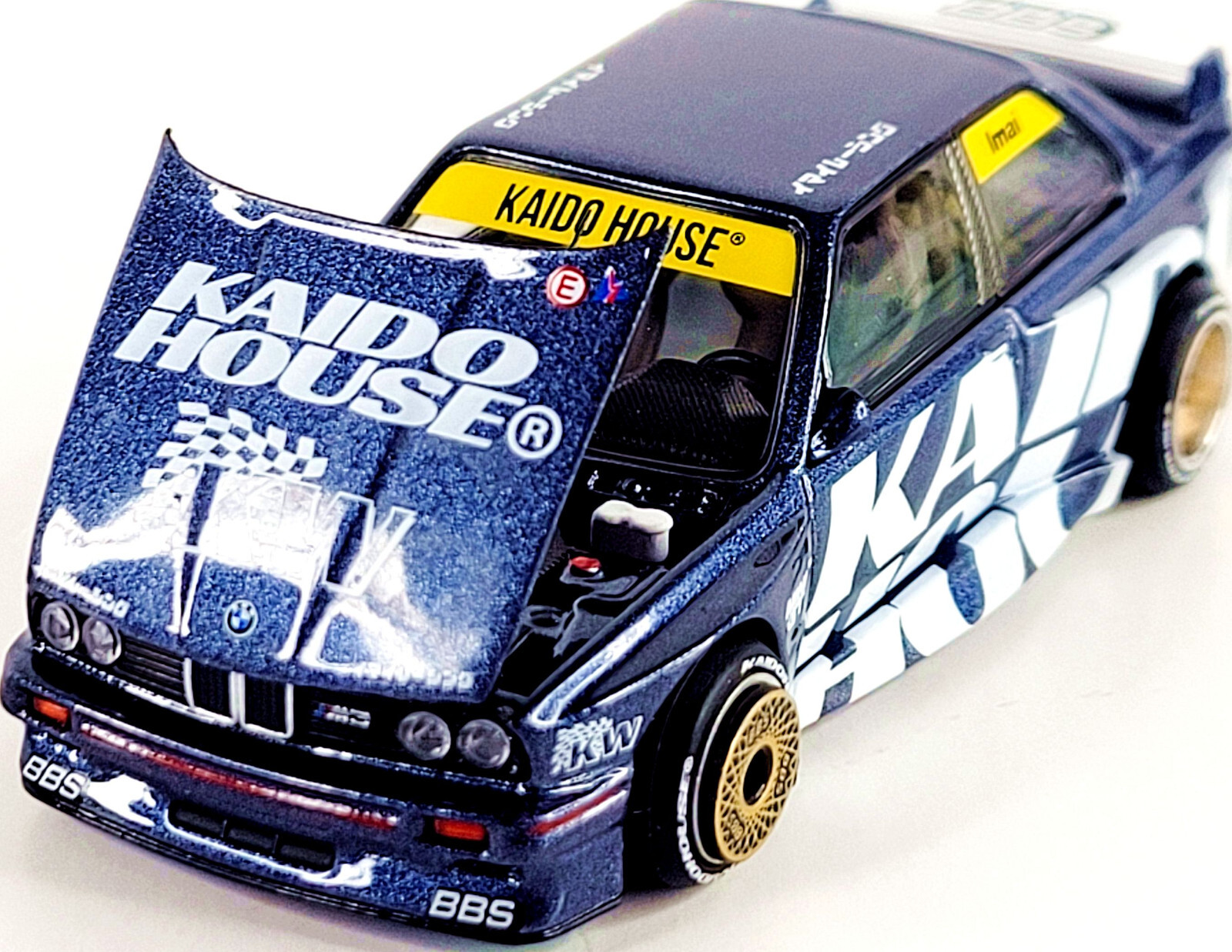 Kaido House x Mini GT BMW M3 Kaido Works V1 KHMG154 🟦⬜🟨 1/64
